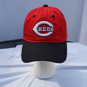 MLB CINCINNATI REDS BASEBALL HAT SIZE ADJUSTABLE